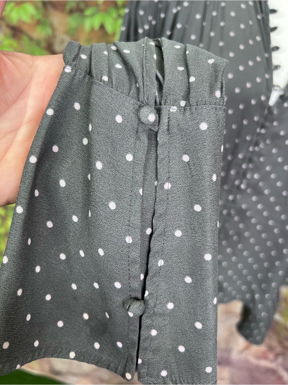 FREE PEOPLE Hi/Lo Gray Dotted Button Front Boho Workwear Swing Blouse, S - Picture 5 of 16
